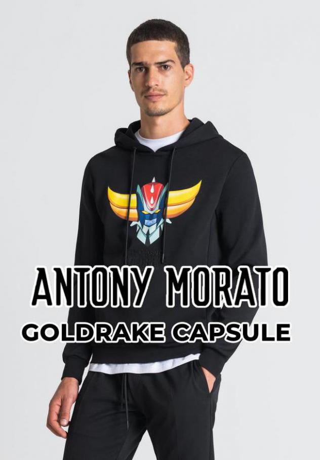 GOLDRAKE CAPSULE. Antony Morato (2021-12-07-2021-12-07)