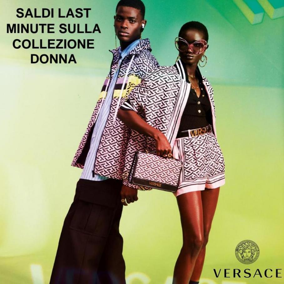 Saldi last minute sulla collezione donna. Versace (2022-02-07-2022-02-07)