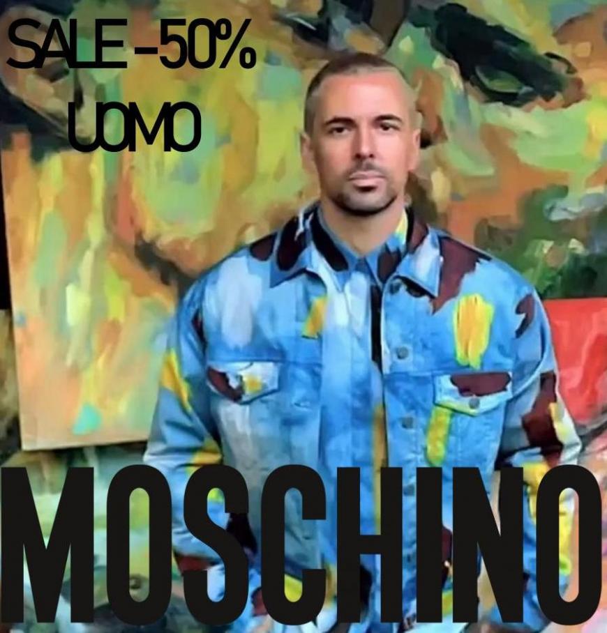 SALE -50% UOMO. Moschino (2022-01-17-2022-01-17)
