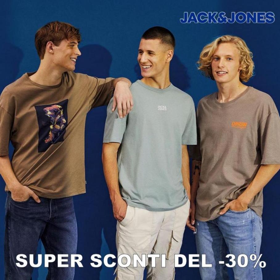 Super sconti del -30%. Jack and Jones (2022-04-25-2022-04-25)