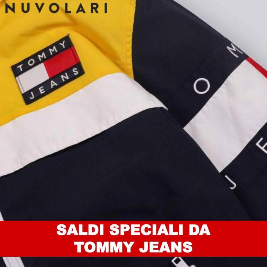 Saldi speciali da Tommy Jeans. Nuvolari (2022-07-27-2022-07-27)