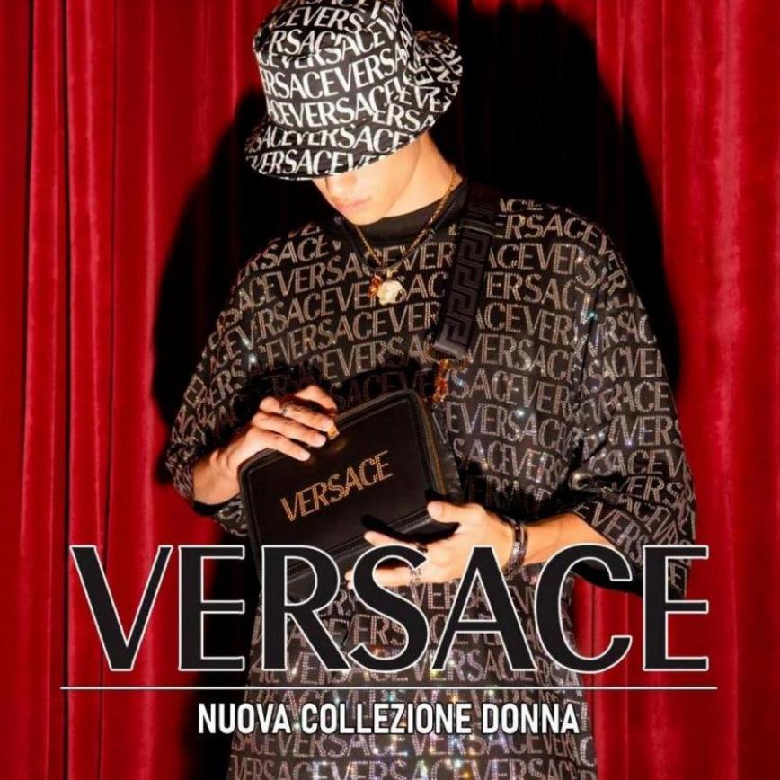 Nuova Collezione Donna. Versace (2023-01-06-2023-01-06)